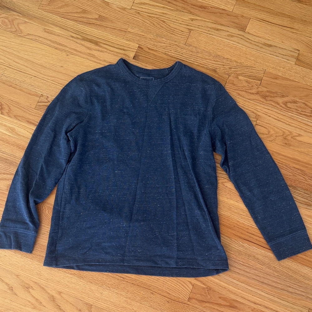 Heathered blue top